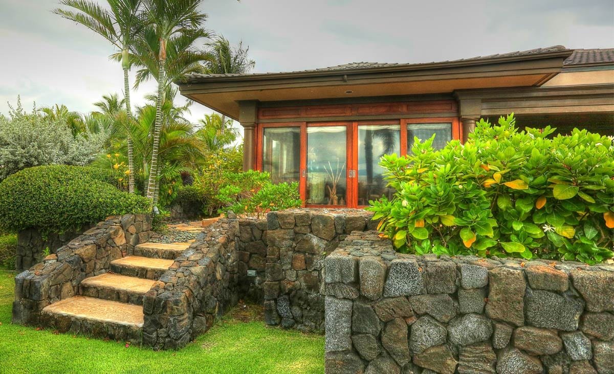 Tropical Landscaping and Irrigation