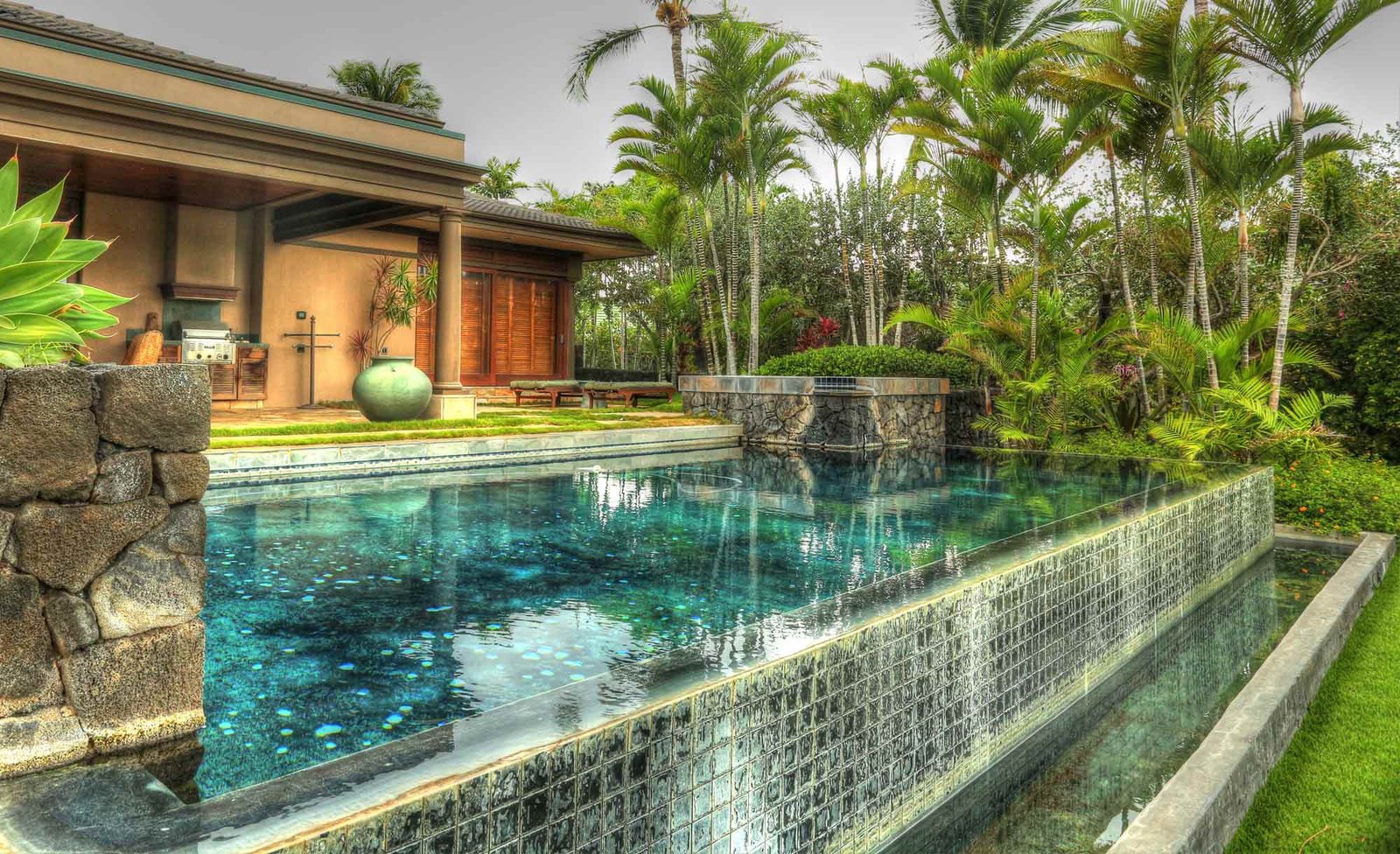 Tropical Landscaping and Irrigation